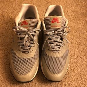 Nike Air Max 1 Hyperfuse  - Sz 9.5
